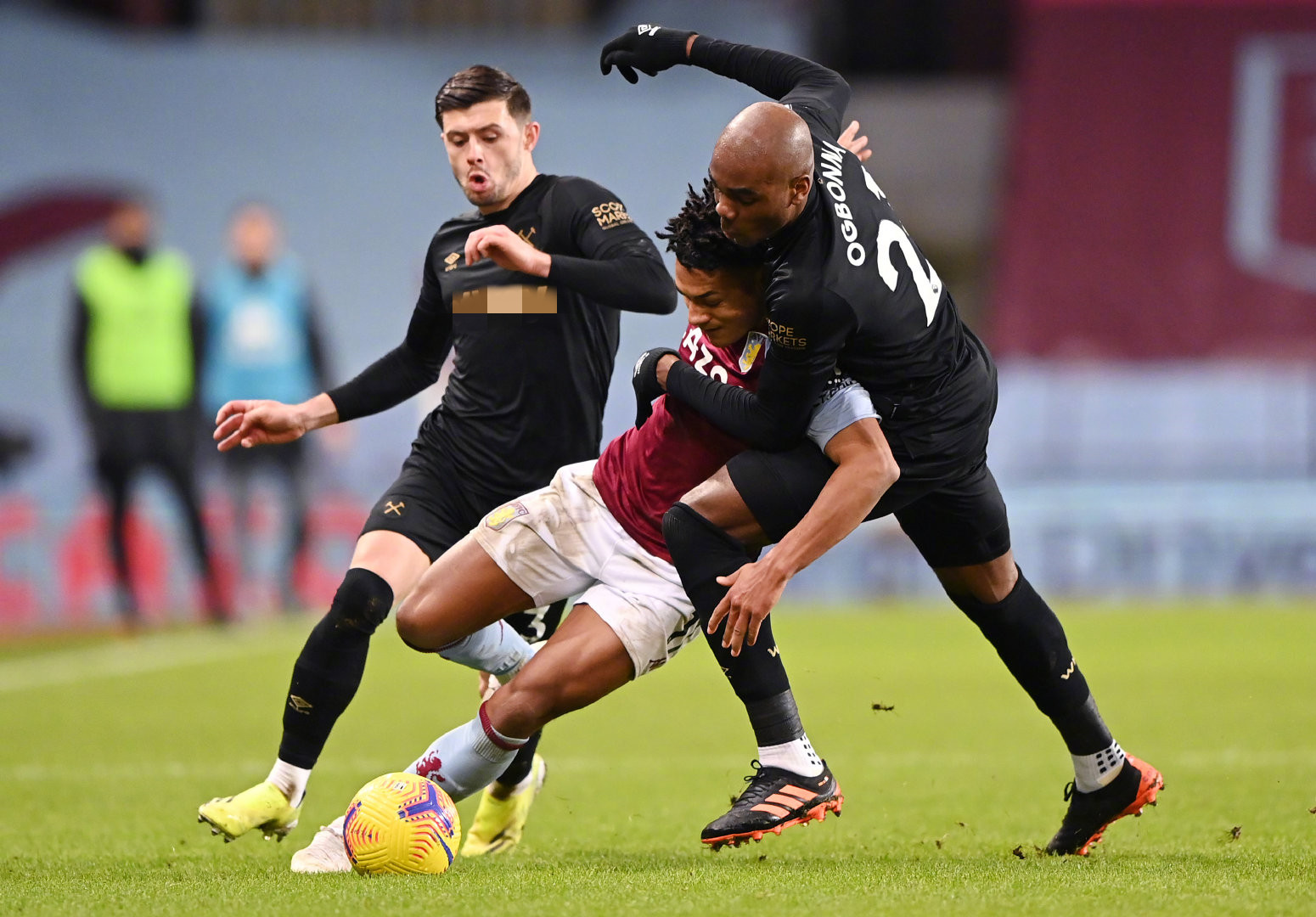 用他的表现 用他的表现